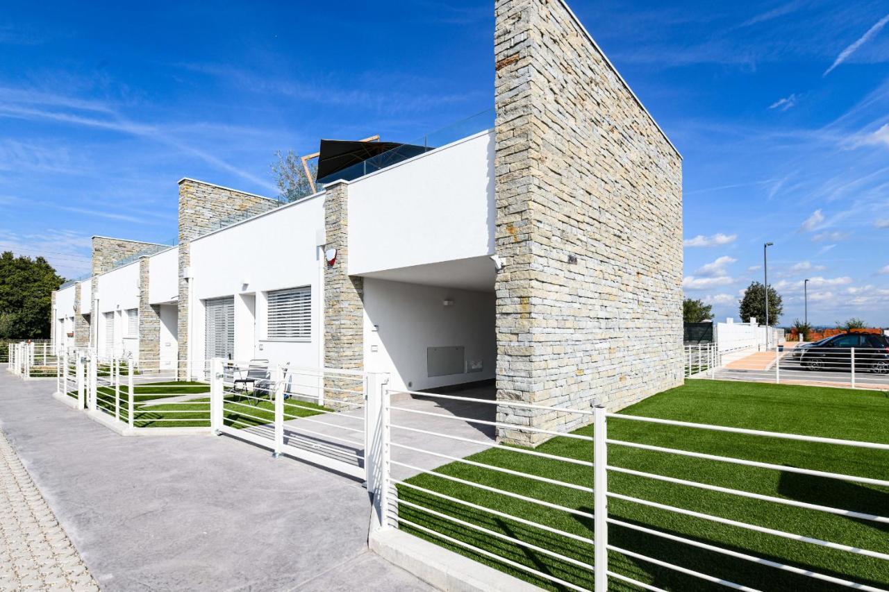 Villette Dolci Luxury Homes ペスキエーラ・デル・ガルダ エクステリア 写真