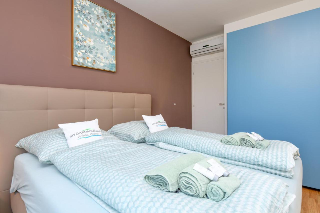 Villette Dolci Luxury Homes ペスキエーラ・デル・ガルダ エクステリア 写真